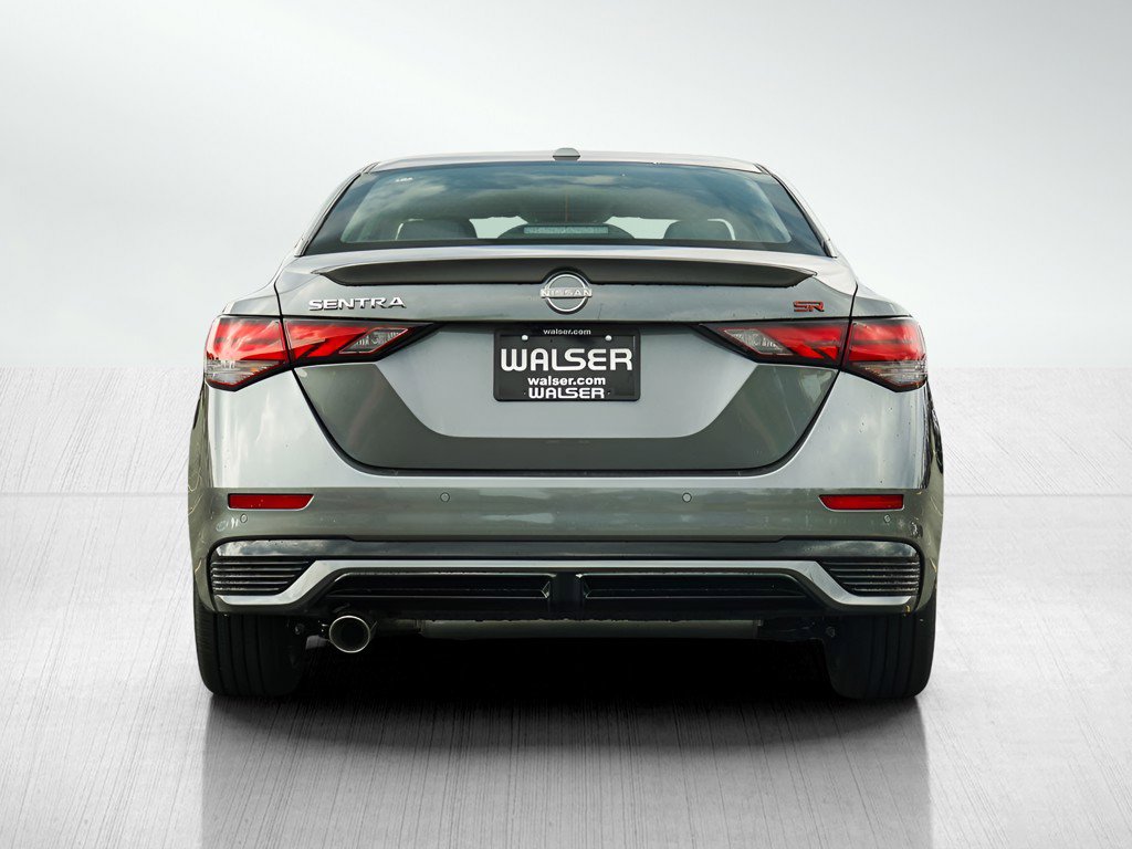 2025 Nissan Sentra SR photo 2