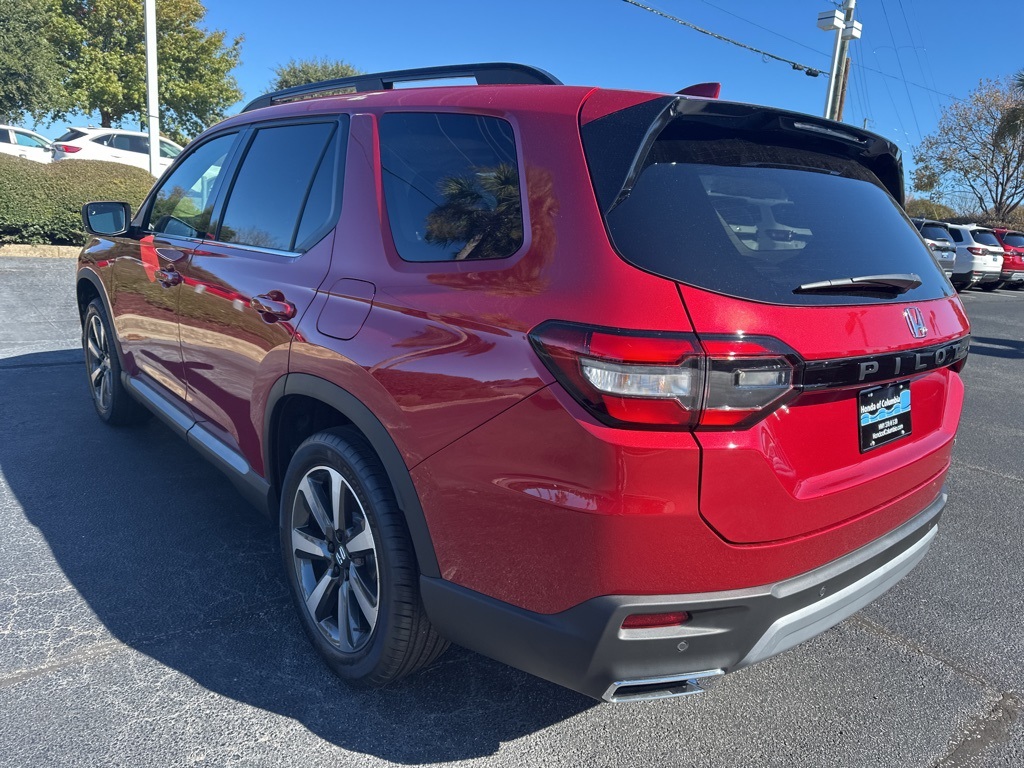 2025 Honda Pilot Touring photo 4