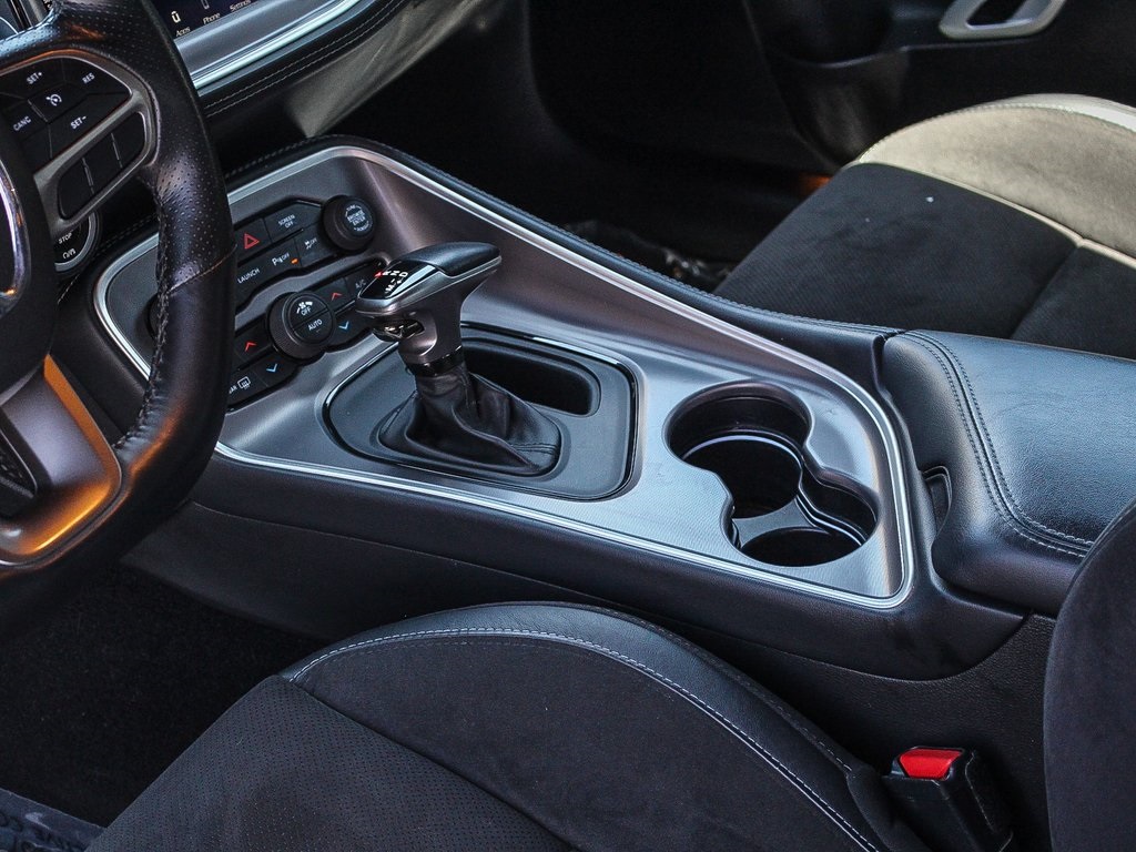 2021 Dodge Challenger R/T Scat Pack Widebody photo 19