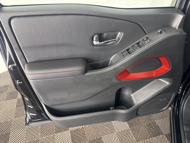 2025 Nissan Frontier PRO-4X photo 27