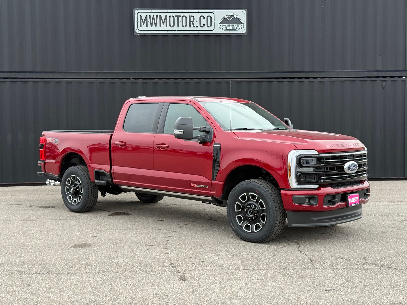 2026 Ford F-350 Super Duty Platinum's photo