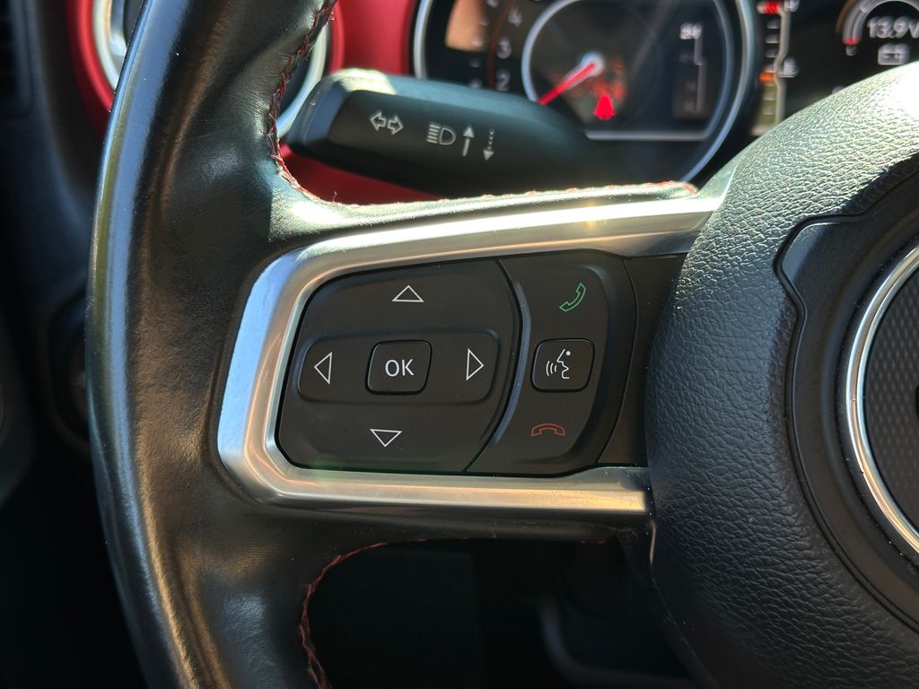 2018 Jeep Wrangler Unlimited Rubicon photo 24