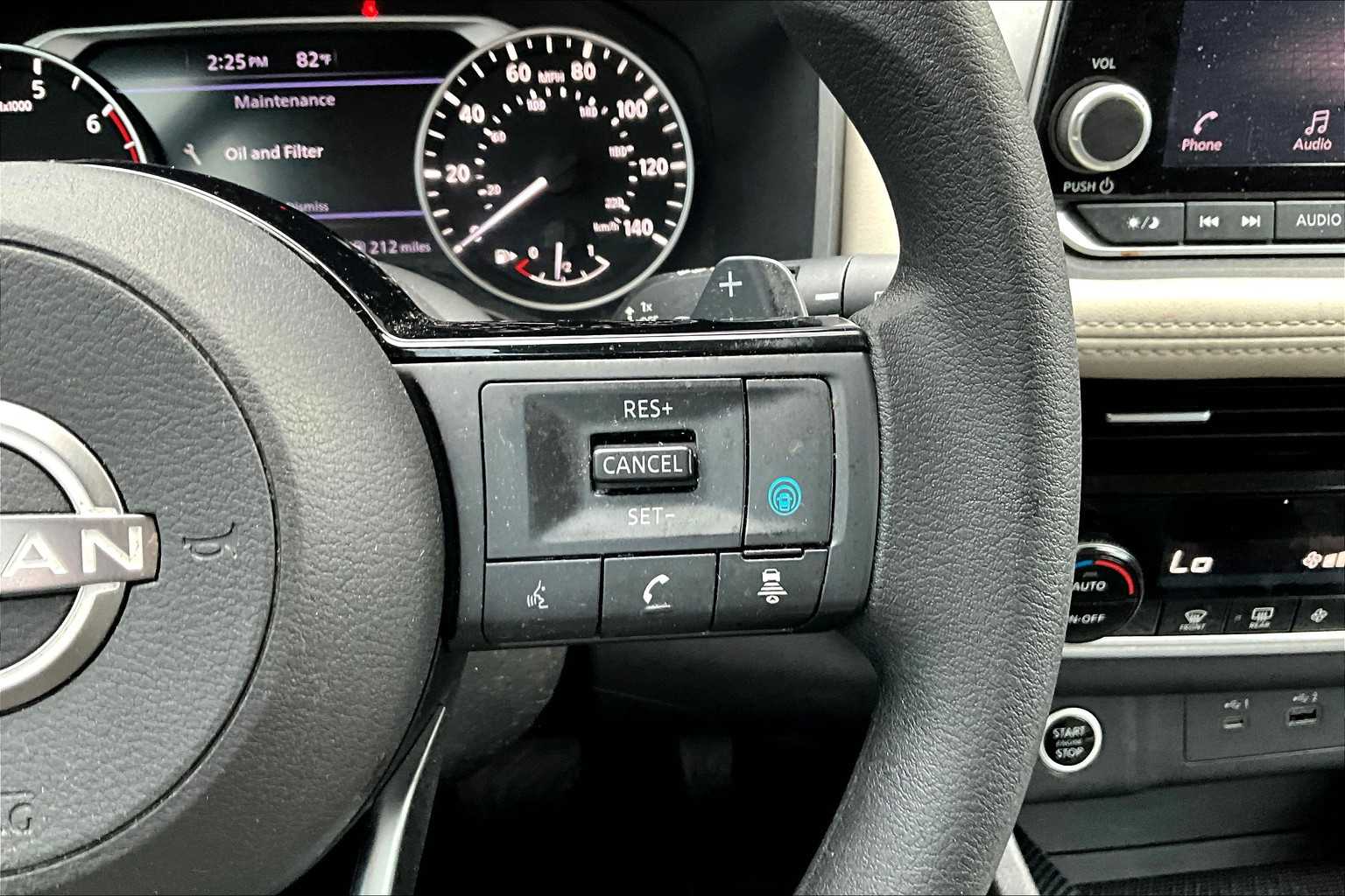 2023 Nissan Rogue SV photo 20