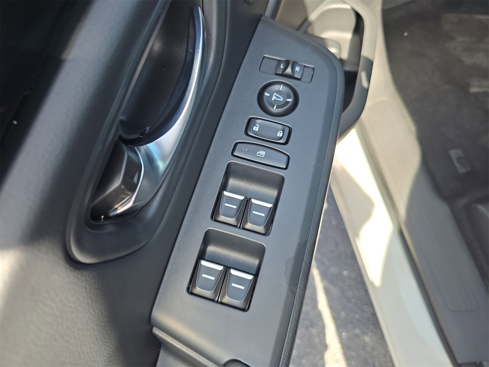 2023 Honda Pilot Touring photo 13