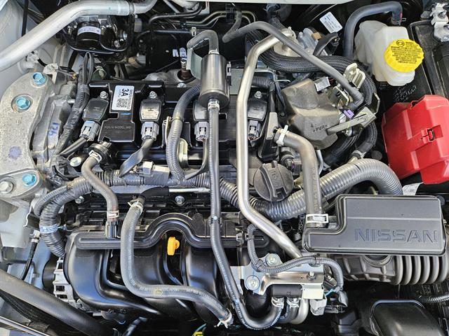 2024 Nissan Sentra SR photo 19