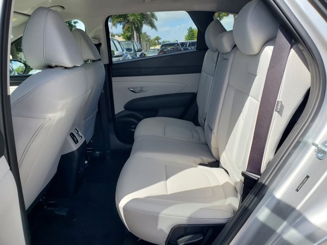 2026 Hyundai Tucson SEL photo 5