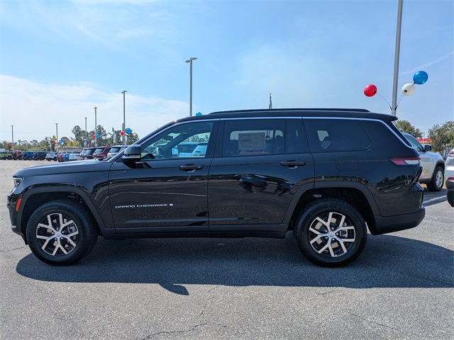 2025 Jeep Grand Cherokee Limited photo 6