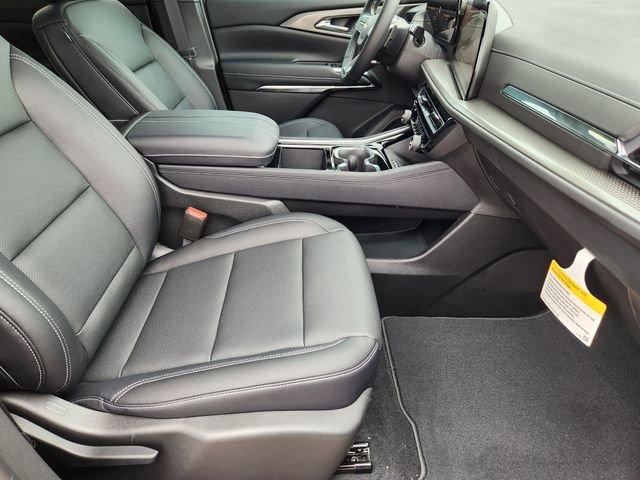 2026 Chevrolet Traverse photo 9