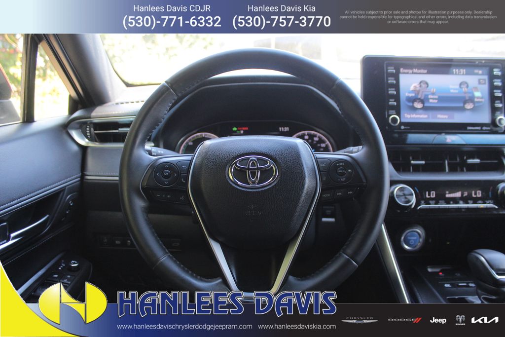 2021 Toyota Venza XLE photo 12