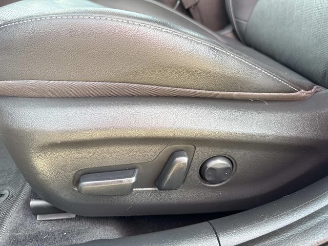 2019 Hyundai Elantra GT Base photo 17
