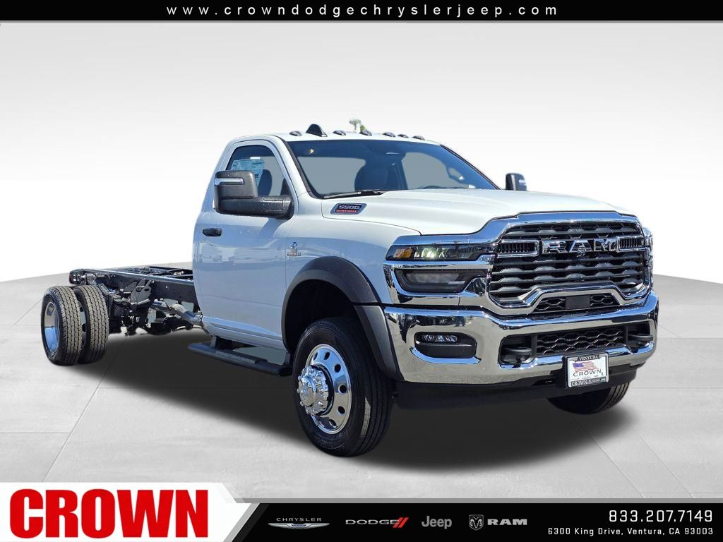 2026 Ram 5500 Tradesman photo 3