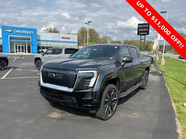 2025 GMC Sierra EV Denali's photo