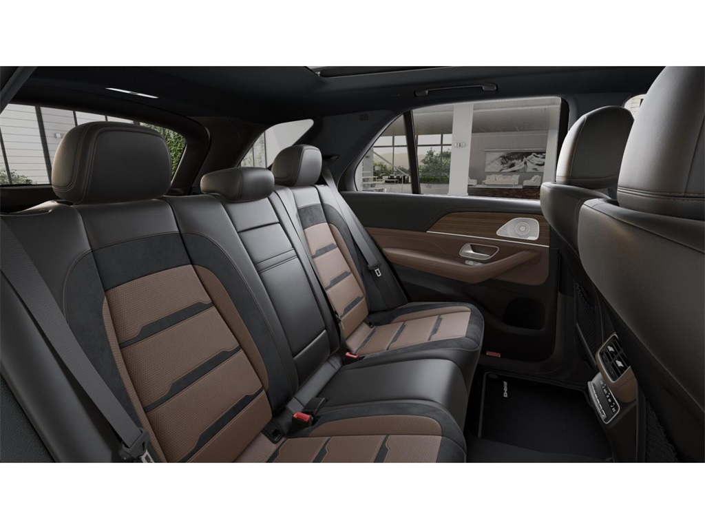 2025 Mercedes Benz GLE AMG 53 photo 4