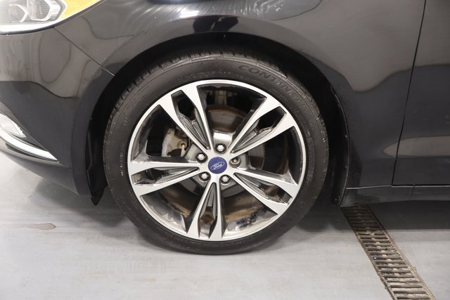 2017 Ford Fusion Titanium photo 25