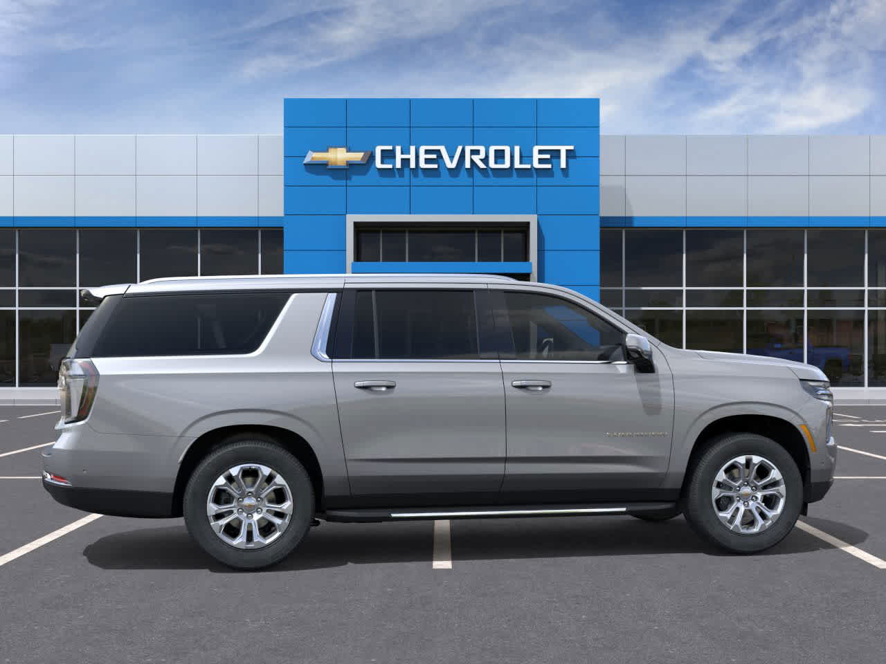 2025 Chevrolet Suburban LT photo 4