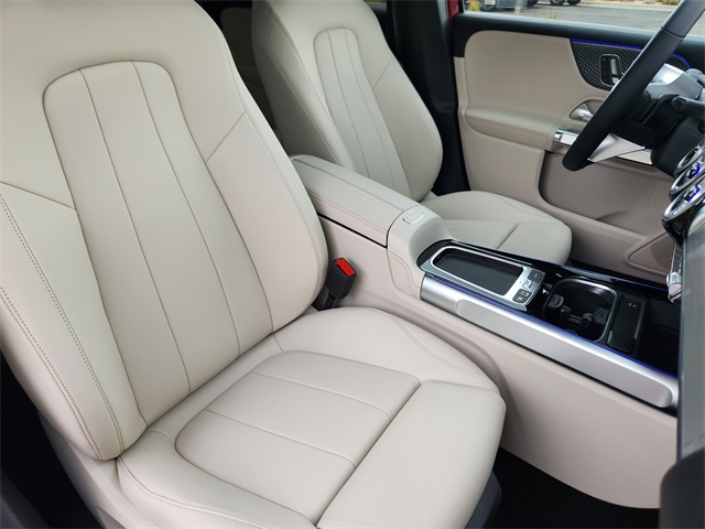 2026 Mercedes Benz GLB 250 4MATIC photo 15