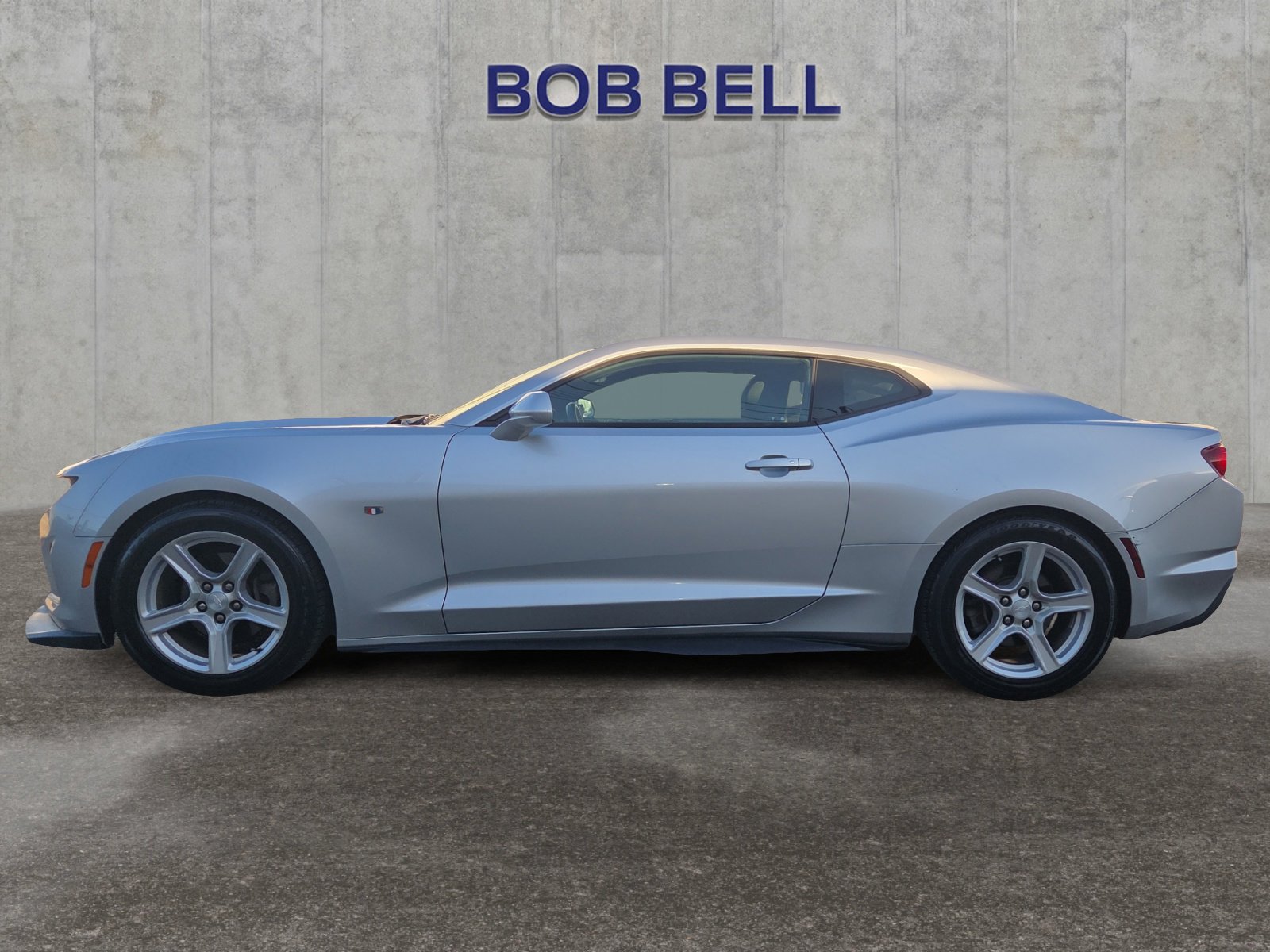 2019 Chevrolet Camaro 1LS photo 2