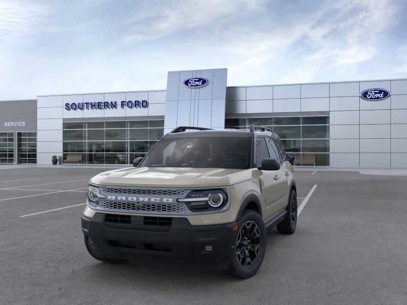 2025 Ford Bronco Sport Outer Banks photo 2
