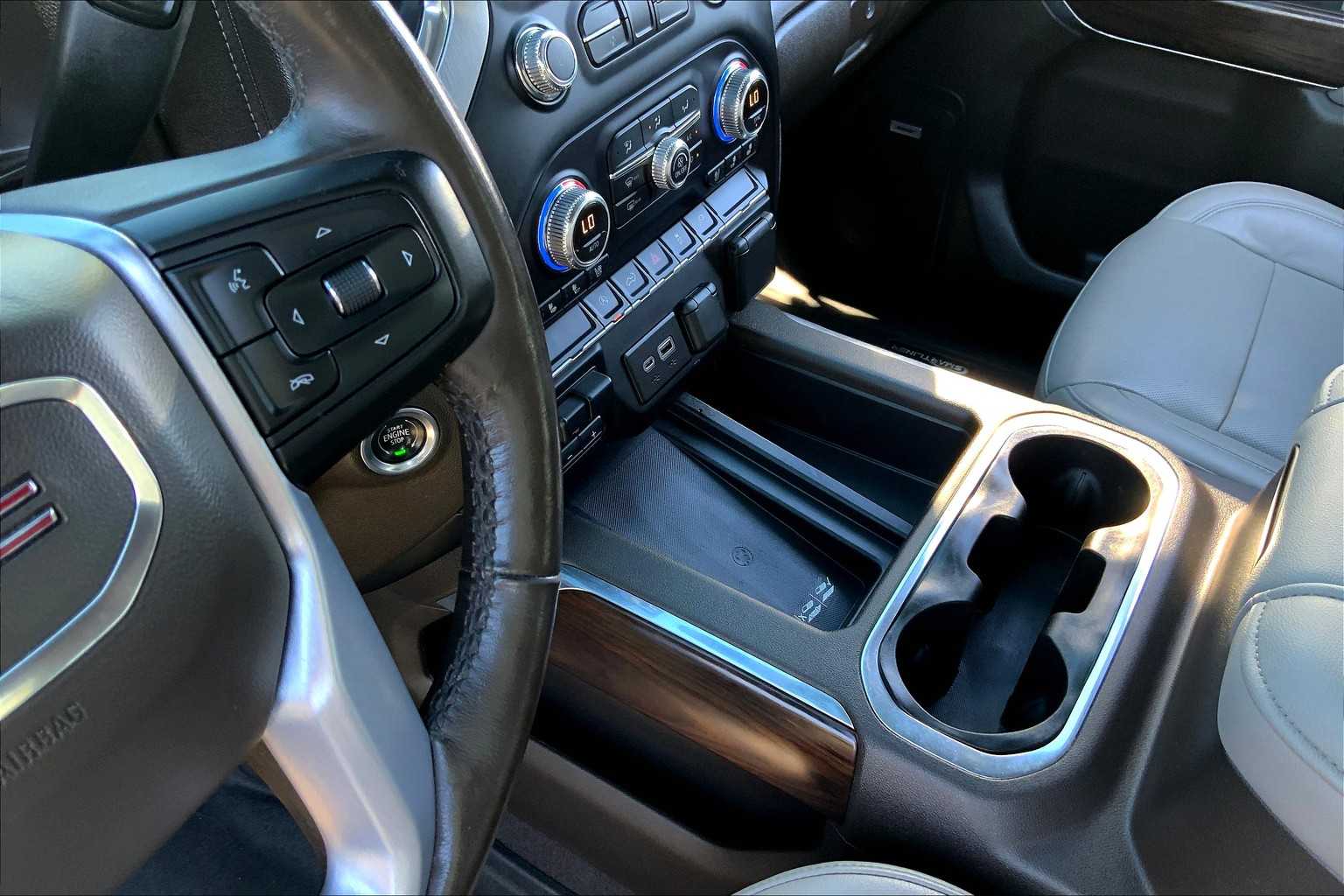 2020 Gmc Sierra 1500 SLT photo 14