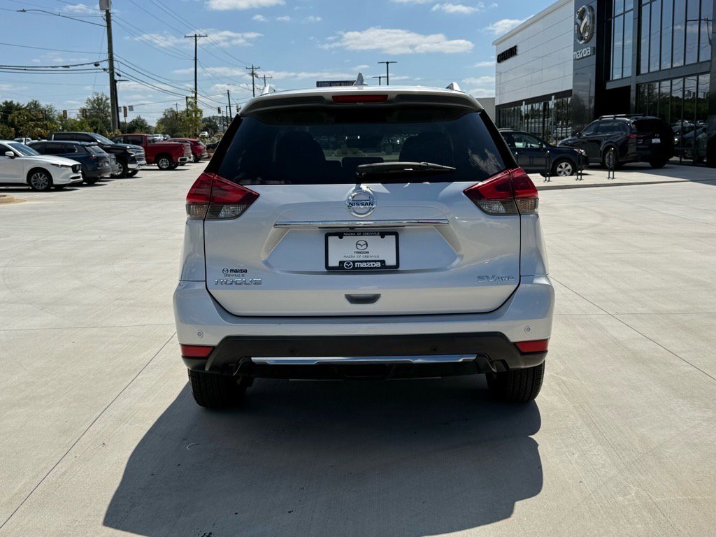 2020 Nissan Rogue SV photo 6