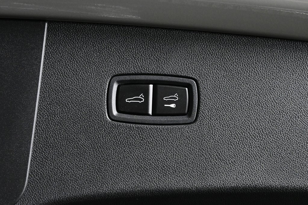 2026 Porsche Cayenne GTS Coupe photo 28