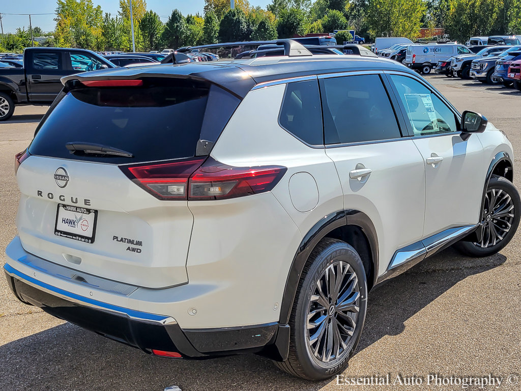 2025 Nissan Rogue Platinum photo 7