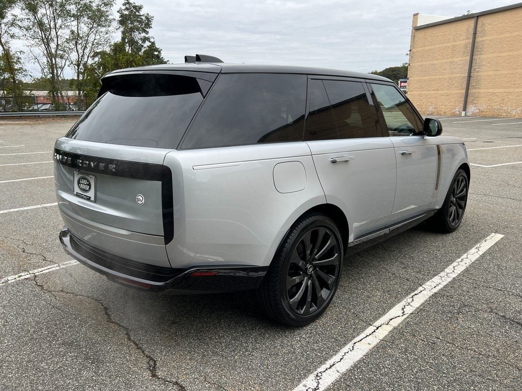 New 2023 Land Rover Range Rover SV 4D Sport Utility in Norwood 