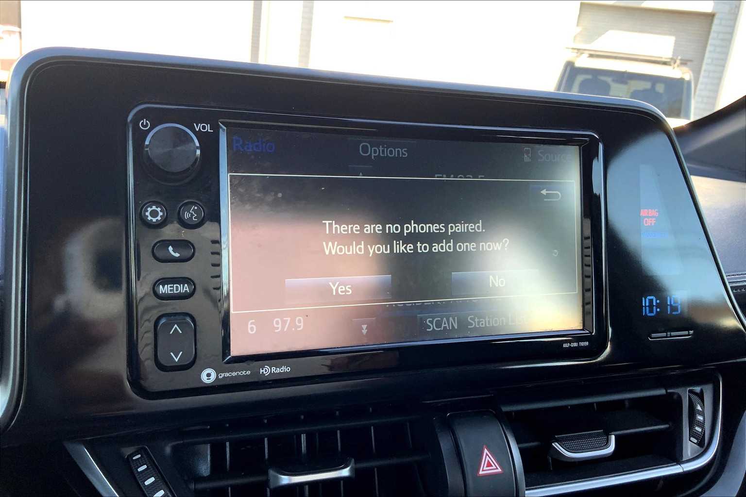 2018 Toyota C-HR XLE photo 28