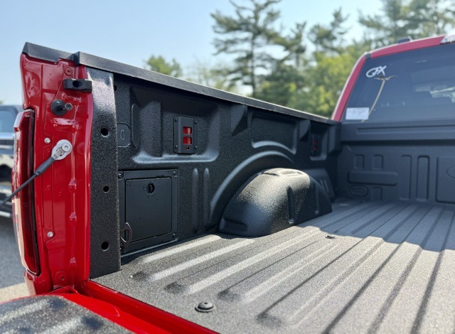 2025 Ford F-150 XL photo 6