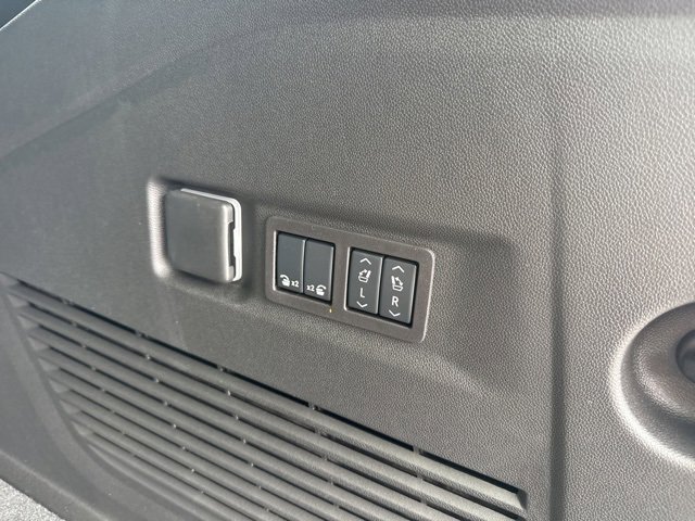 2025 Gmc Yukon XL photo 28