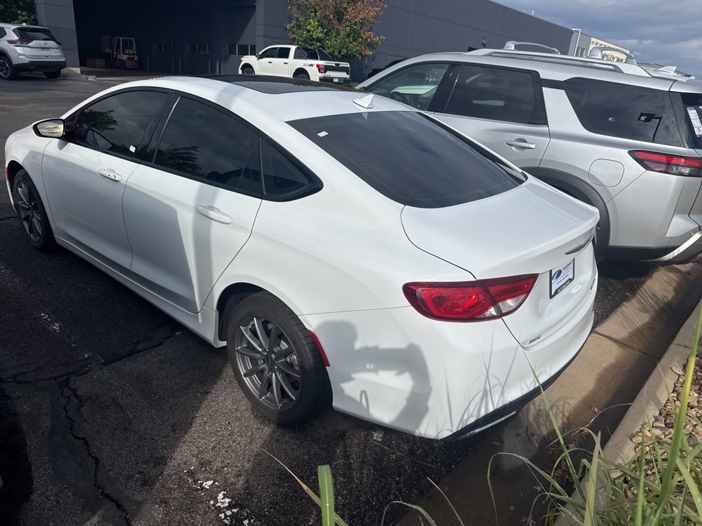 Used 2016 Chrysler 200 S with VIN 1C3CCCDG1GN158474 for sale in Highlands Ranch, CO