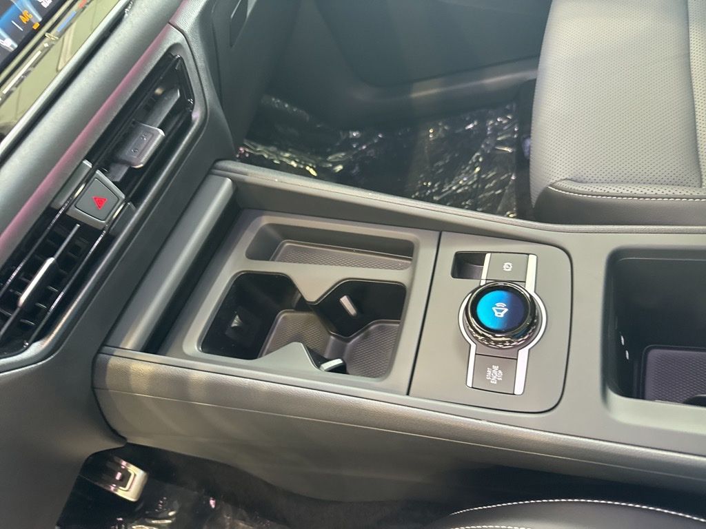 2025 Volkswagen Tiguan SE R-Line Black photo 19