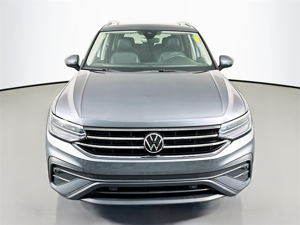 Used 2024 Volkswagen Tiguan SE with VIN 3VVNB7AX1RM100222 for sale in Winona, Minnesota