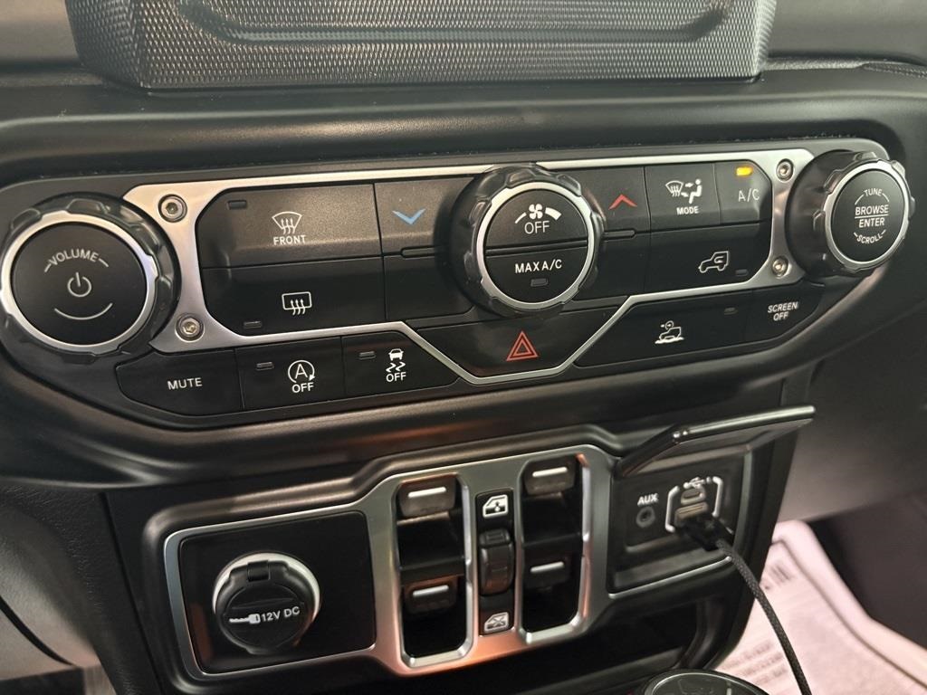 2023 Jeep Gladiator Sport photo 14