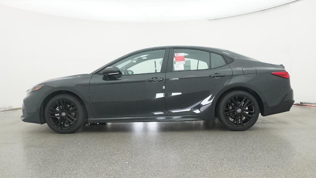 2026 Toyota Camry SE photo 9