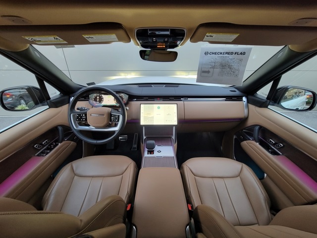 2025 Land Rover Range Rover SE photo 19
