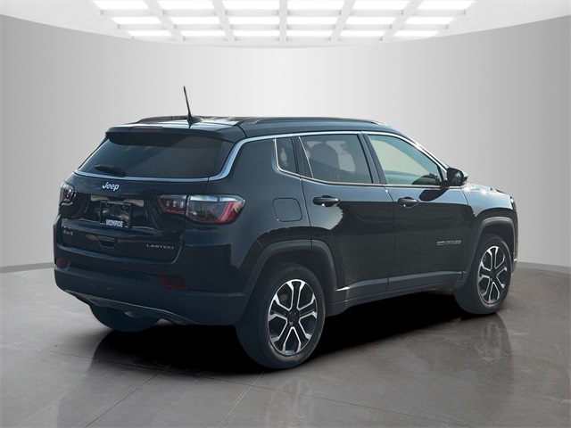 2023 Jeep Compass Limited photo 6