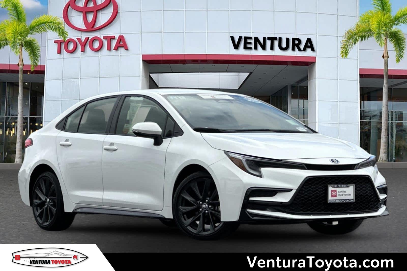 2025 Toyota Corolla SE's photo