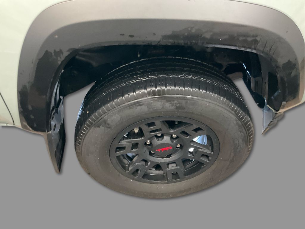 2023 Toyota Tacoma TRD Sport photo 19