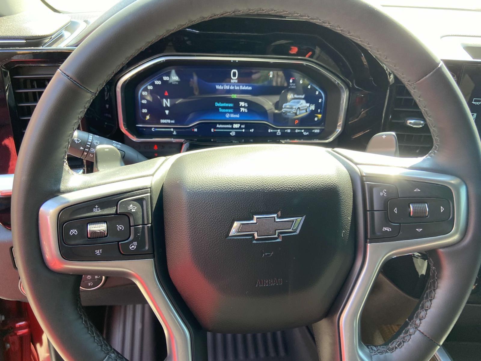 2024 Chevrolet Silverado 1500 RST photo 9