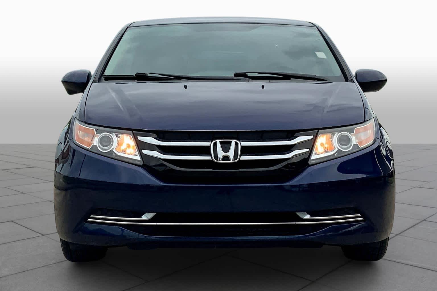 2015 Honda Odyssey EX photo 3