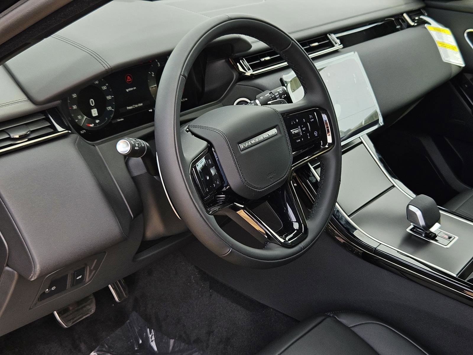 2026 Land Rover Range Rover Velar SE photo 25