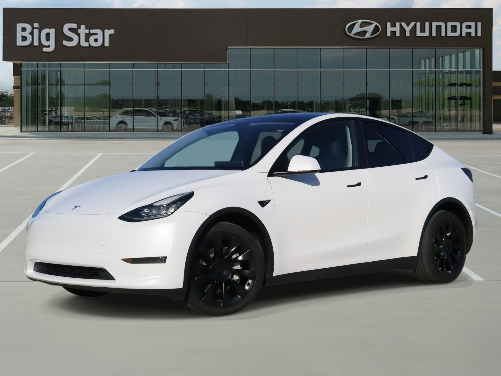 2023 Tesla Model Y Long Range's photo