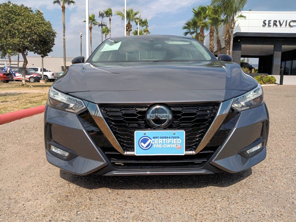 2021 Nissan Sentra SR photo 2