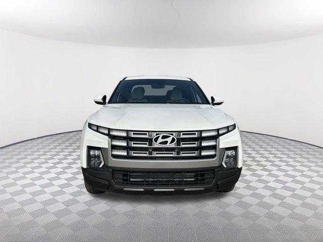 2025 Hyundai Santa Cruz SE photo 2