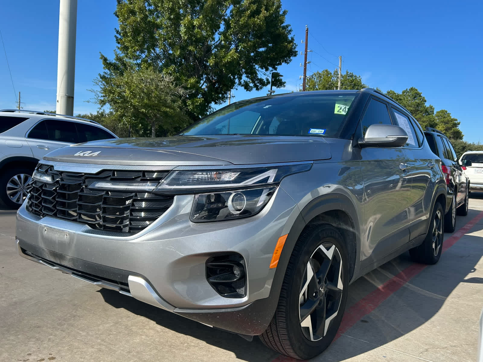 2024 Kia Seltos EX's photo