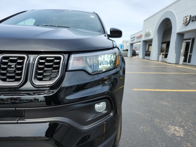 2025 Jeep Compass Latitude photo 4