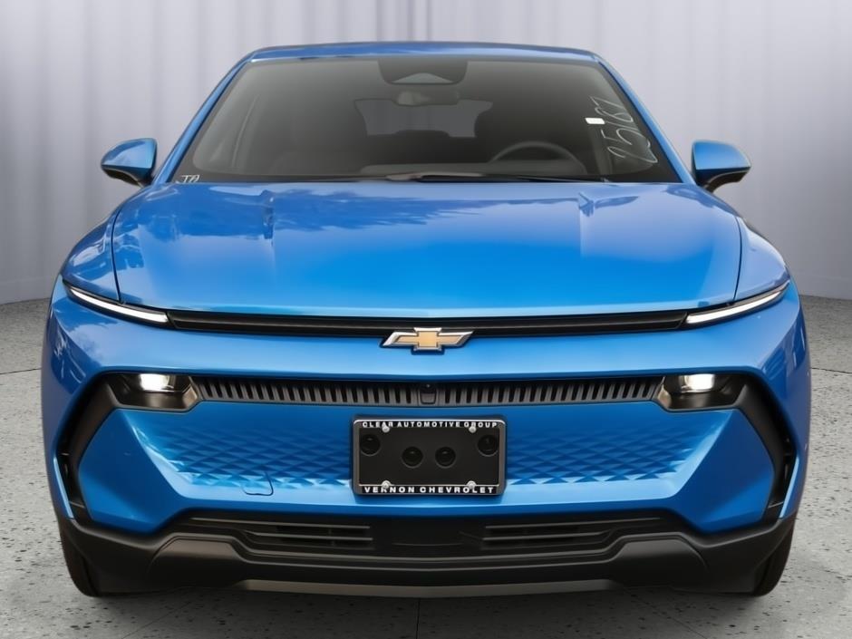 2026 Chevrolet Equinox EV 1LT photo 2