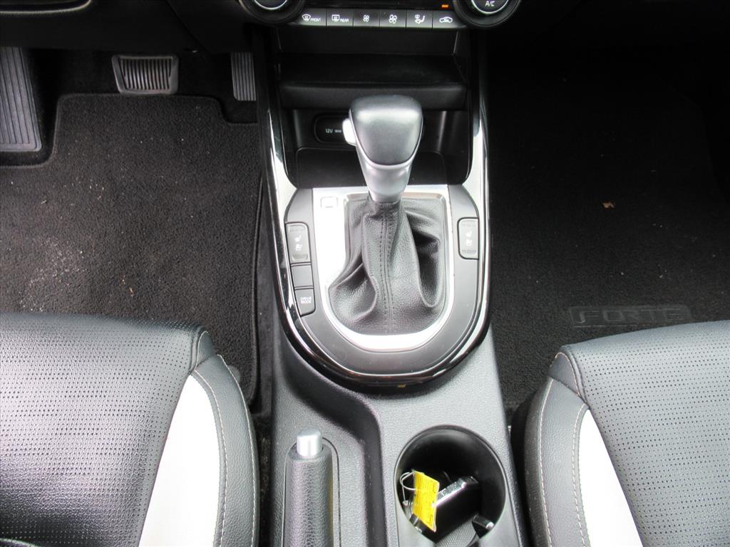 2020 Kia Forte EX photo 21