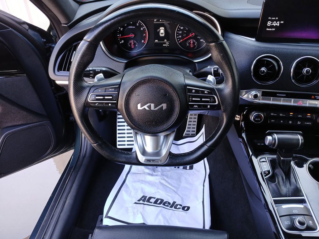 2023 Kia Stinger GT-Line photo 11